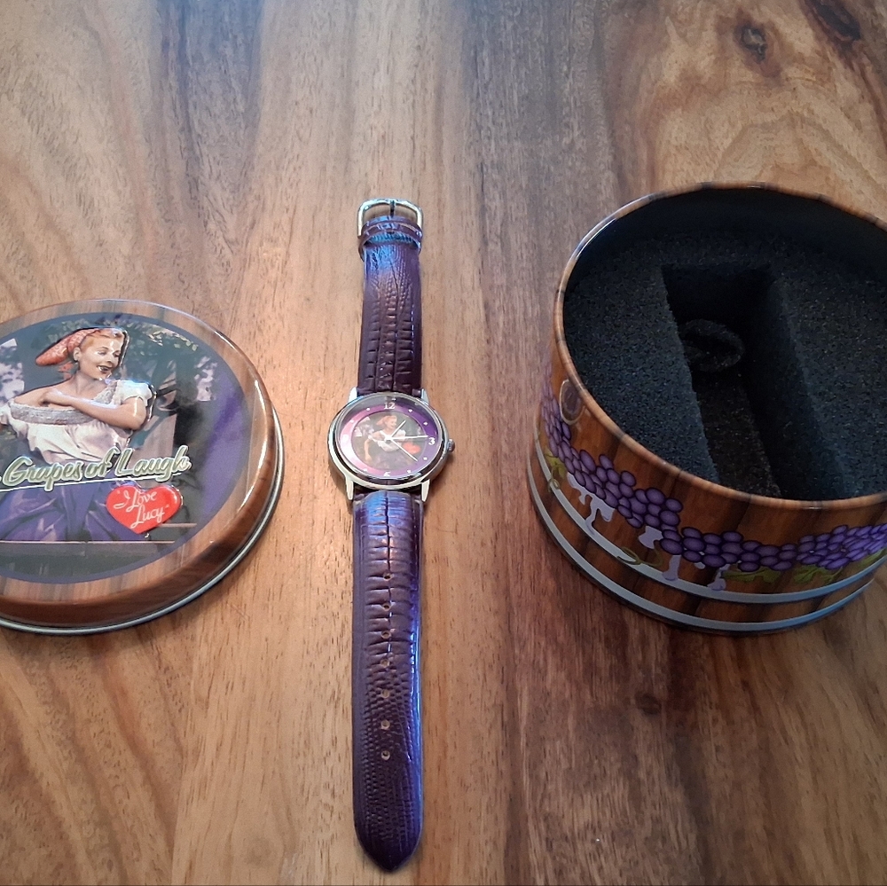 The Grapes of Laugh Watch in Decorative Round Watch Tin - Purple Wristband - Picture 5 of 6